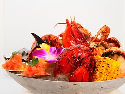 THE skM TOKYO HOTEL&DINING