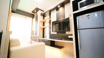 Best Location And Homey 2Br At Twin Tower Apartment