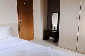 Simply Homey 2Br At 11St Floor Pinewood Apartment