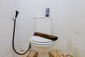 Good Deal Studio Room Apartment At Suites @Metro