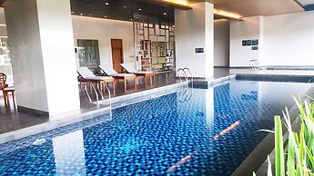 Cozy Living And Spacious Studio At 28Th Floor Kemang Village Apartment