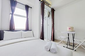 Cozy And Enjoy Living Studio Room At Serpong Garden Apartment