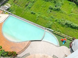 Great Choice And Comfort Stay 2Br At Patraland Urbano Apartment