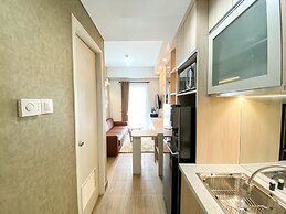 Great Choice And Comfort Stay 2Br At Patraland Urbano Apartment