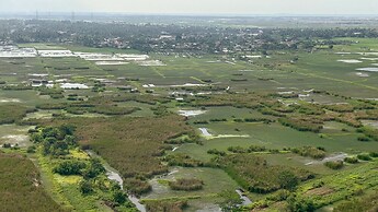 Cozy And Simply Studio Room At Osaka Riverview Pik 2 Apartment