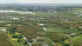 Restful And Tidy Studio At Osaka Riverview Pik 2 Apartment