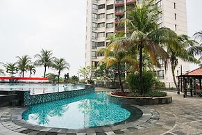 Relaxing 1Br At Taman Rasuna Kuningan Apartment