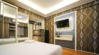 Comfy Studio Connected To Mall At Tanglin Supermall Mansion Apartment