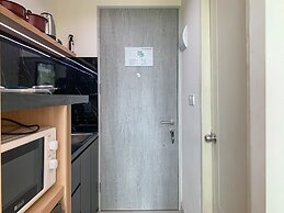 Minimalist Studio At 20Th Floor Osaka Riverview Pik 2 Apartment