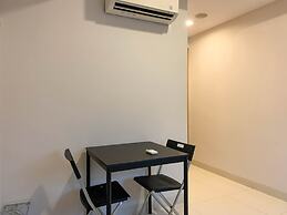 Lavish And Elegant 1Br At The Mansion Kemayoran Apartment