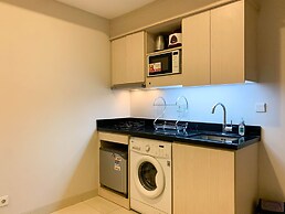 Lavish And Elegant 1Br At The Mansion Kemayoran Apartment