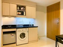 Lavish And Elegant 1Br At The Mansion Kemayoran Apartment