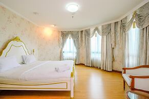 Spacious And Comfort 2Br With Maid Room At Permata Gandaria Apartment