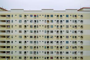 Nice And Modern 2Br At Kebagusan City Apartment