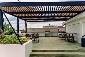 Modern Studio At Barsa City Apartment