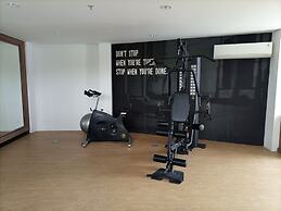 Cozy Studio At Barsa City Apartment