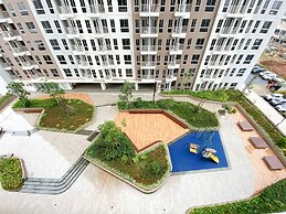 Homey And Enjoy Living Studio Tokyo Riverside Pik 2 Apartment