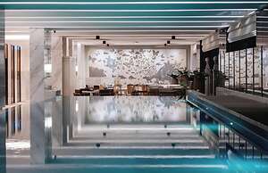 SILQ Hotel And Residence