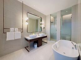 SILQ Hotel And Residence