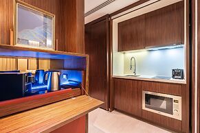 SILQ Hotel And Residence