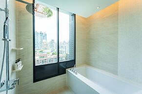 SILQ Hotel And Residence