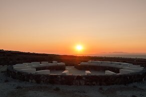 Elysian Retreat - Adults Only