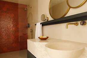 Elysian Retreat - Adults Only