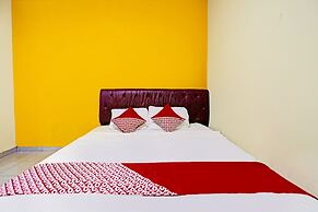 OYO 92210 New Town Syariah