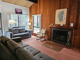 Sparrow's Nest 2 Bedroom Home by RedAwning