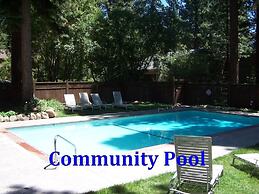 Sparrow's Nest 2 Bedroom Home by RedAwning