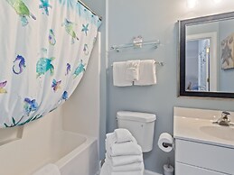 Wedgewood #324 2 Bedroom Condo by RedAwning