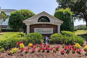 Wedgewood #324 2 Bedroom Condo by RedAwning