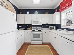 Wedgewood #324 2 Bedroom Condo by RedAwning