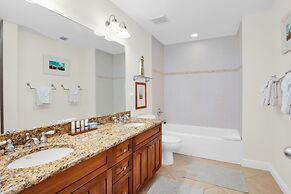 Waterfront Luxury Villa With Sunset Views And Boat Slip 3 Bedroom Town