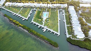 Waterfront Luxury Villa With Sunset Views And Boat Slip 3 Bedroom Town