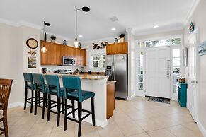 Waterfront Luxury Villa With Sunset Views And Boat Slip 3 Bedroom Town