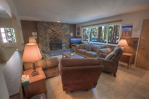 Foothill Folly 4 Bedroom Home by RedAwning