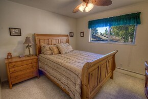 Cheyenne Chalet 4 Bedroom Home by RedAwning