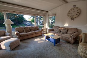 Cheyenne Chalet 4 Bedroom Home by RedAwning