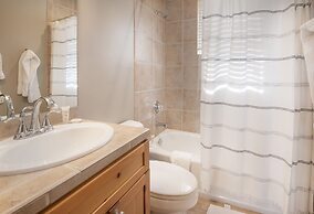 Timberfalls 1902 2 Bedroom Condo by RedAwning