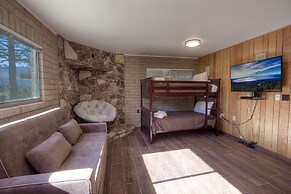 The Heights 4 Bedroom Home by RedAwning