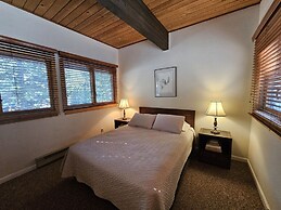 Cartwright Corner Condo 4 Bedroom Townhouse by RedAwning