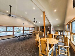 Cartwright Corner Condo 4 Bedroom Townhouse by RedAwning