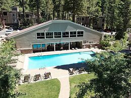 Cartwright Corner Condo 4 Bedroom Townhouse by RedAwning