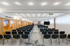 Aranyhomok Business-City-Wellness Hotel