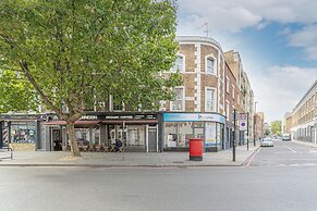 King’s Cross Charm