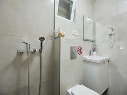 Palm Tree Apartments