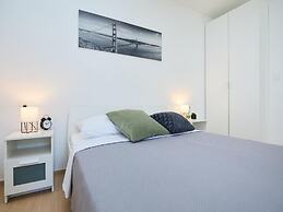 Palm Tree Apartments