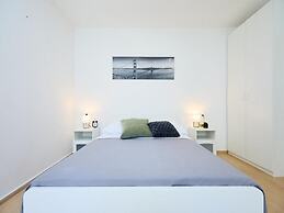 Palm Tree Apartments