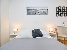 Palm Tree Apartments